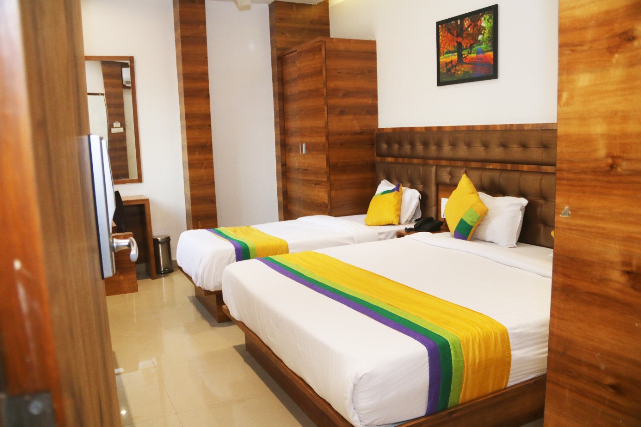 hotels in goregaon west